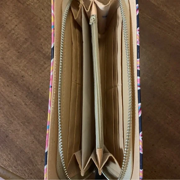 Simply Southern Starfish Wallet - Picture 3 of 4